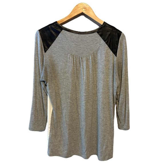 NYDJ Gray/White/Black Faux Leather Accent Raglan L/S Top, Womens size Large - Picture 3 of 11